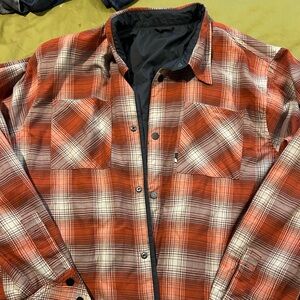 The North Face Men’s reversible jacket/flannel